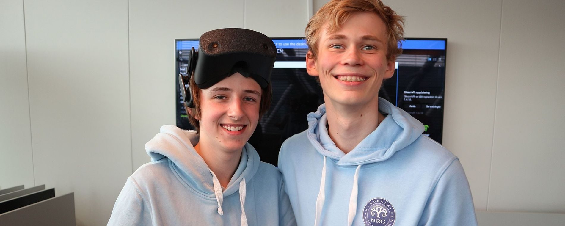 Norges Realfagsgymnas, skoleelever tester VR-briller hos HP, leksefri heldagsskole